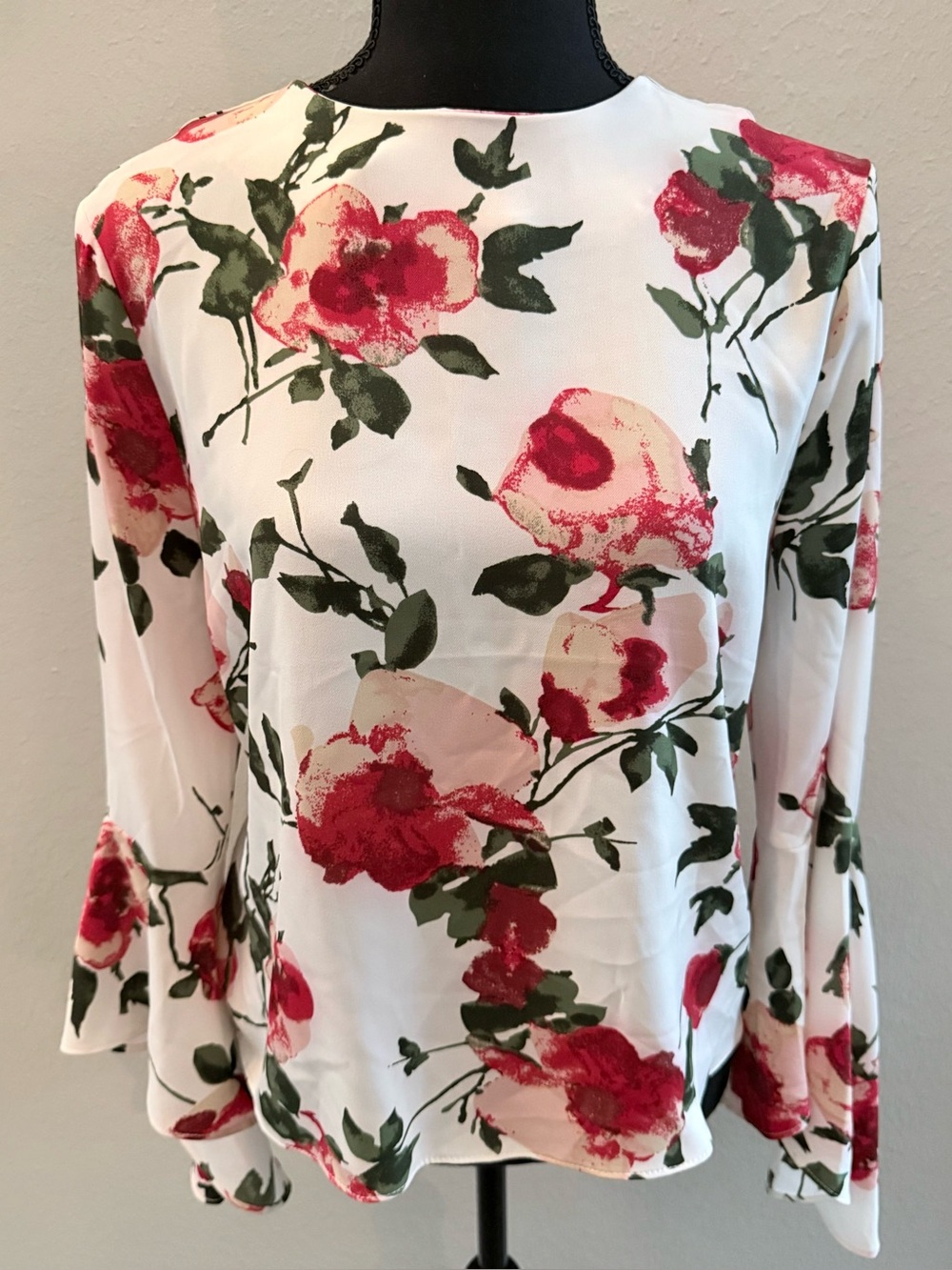 Carmen Marc Valvo White Blouse with Red Floral & Green Leaf Print